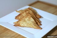 Crispy Curry Crab Puffs