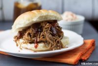 Slow Cooker Pulled BBQ Beef Sandwiches