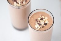Plant Powered Chocolate Peanut Butter Smoothie Bliss