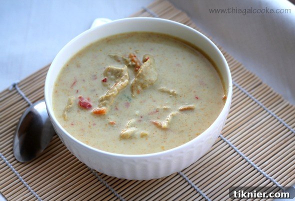 thai coconut curry soup3wm