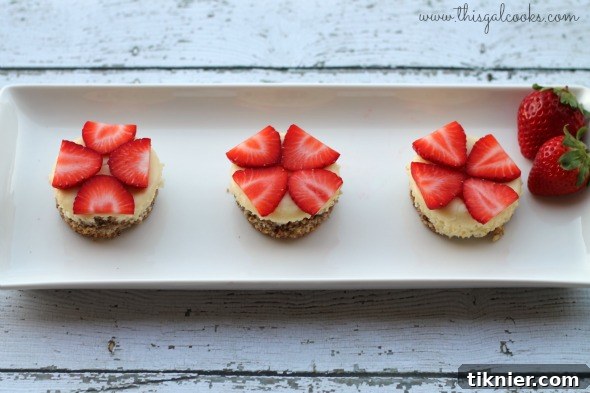 Mini Cheesecakes with Pecan Almond Crust on a plate
