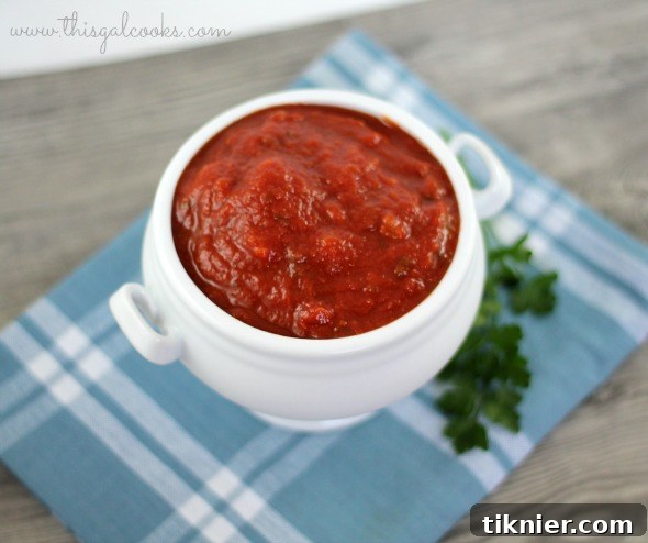 Homemade Spaghetti Sauce with Sausage - A Rich & Flavorful Classic