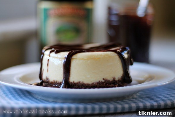 Irish Cream Mini Cheesecakes - www.thisgalcooks.com wm