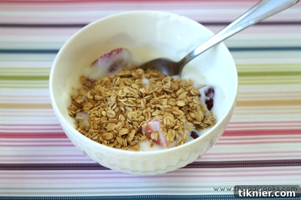 Delicious and vibrant Healthy Fresh Fruit Yogurt Parfait, perfect for a low-fat and refreshing breakfast or snack, featuring fresh berries and crunchy granola.