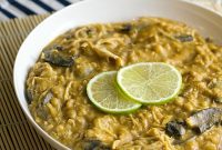 Slow Cooker Thai Coconut Chicken Soup
