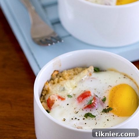 Baked Eggs with Quinoa and Fresh Salsa