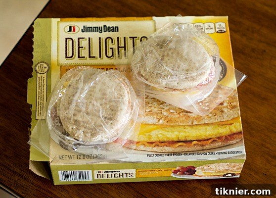 Jimmy Dean Delights Breakfast Sandwiches on This Gal Cooks #Breakfast Delight #PMedia #Ad