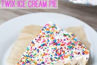 Twix Caramel Swirl Ice Cream Pie