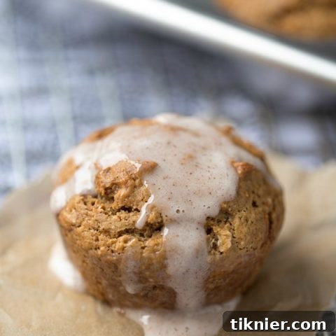 Delicious Gingerbread Muffins with Sweet Cinnamon Sugar Glaze