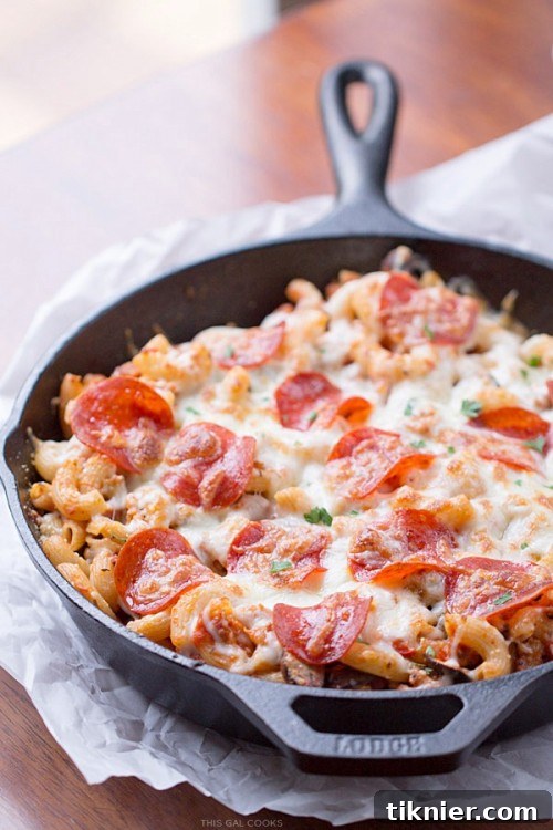 Delicious Skillet Pizza Pasta Bake, a family-friendly one-pot meal