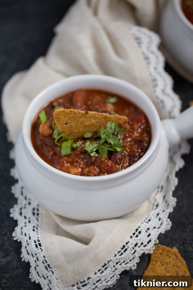 Smoky Vegan Quinoa Chili