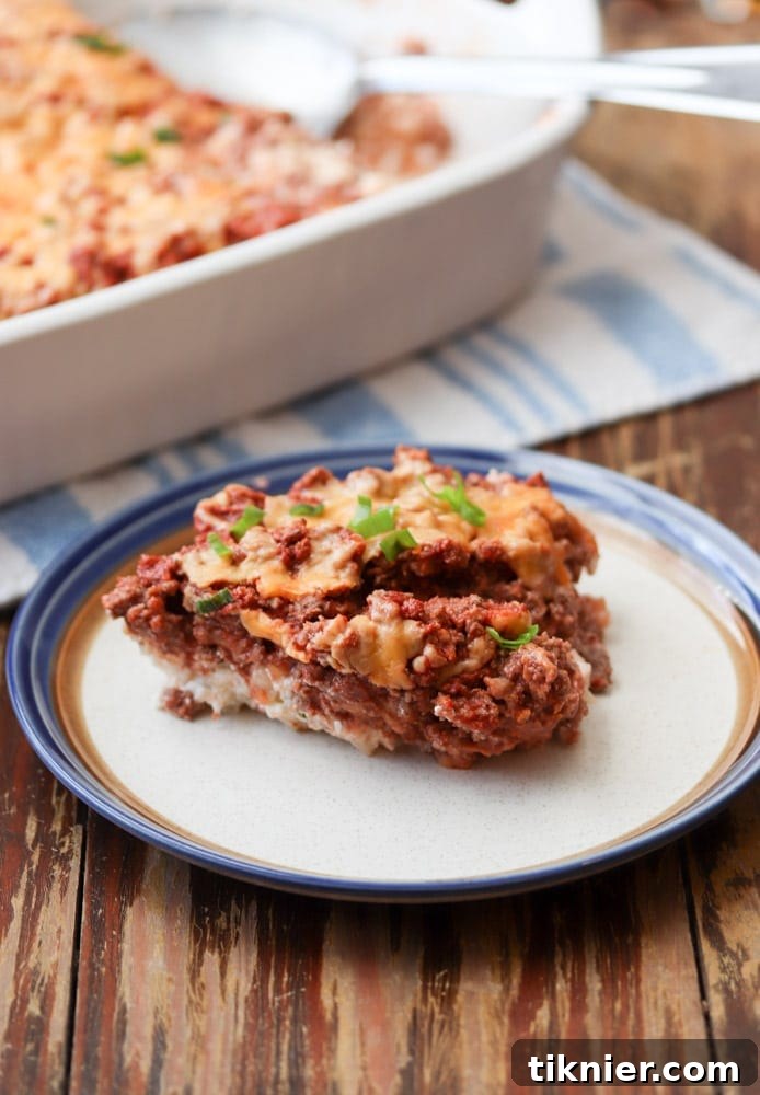 Low Carb Sour Cream Beef Bake #lowcarb #glutenfree #beef #dinner #casserole #recipe