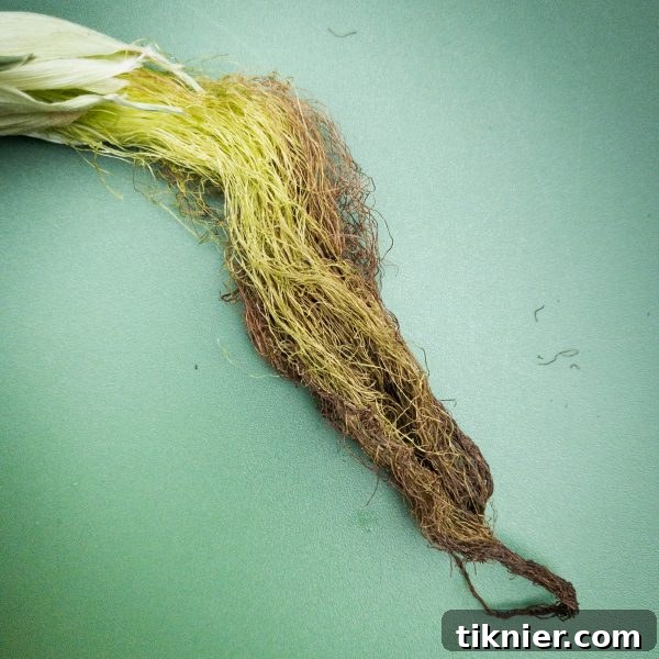 Fresh corn silk vs. old corn silk